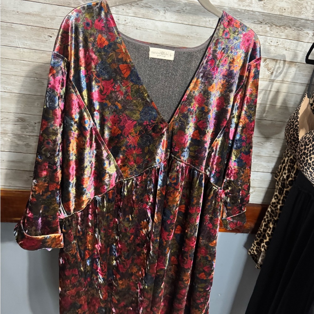 Natural Life Multicolor Velvet V-Neck Dress Lg